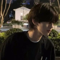 เจ้าคุณ(เพื่อนพระเอก)