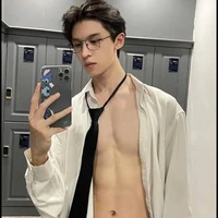 โอม(พระเอก)