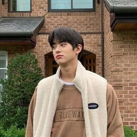 แมทธิว(น้องชายนางเอก)