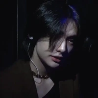 hwang hyunjin