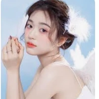 น้ำ(ชะนีของคิว)