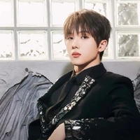 Park Jisung Agraha (prince)