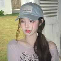 Elle แอล