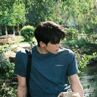 เเพ็ค : รุ่นพี่