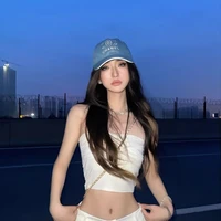 ฟ้าใส(เลขาน.อ. , พี่สาวฟ้าคราม)