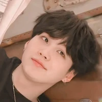YOONGI (joven)
