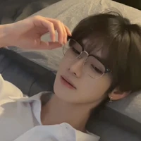 ไอซ์ น้องชาย น้องคนเล็ก