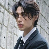 อาจารย์หนุ่ม