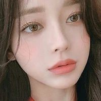 โซญ่า(นางเอก)