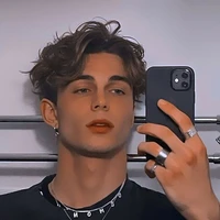 Léo