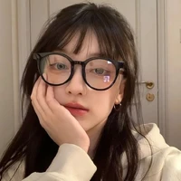 ไอซ์(นางเอก)