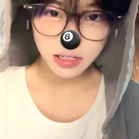 ภีม(ใส่เเว่น)