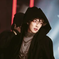 Kim hongjoong (ateez)