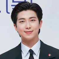PAK KIM NAMJOON(KEPAKA SEKOLAH)