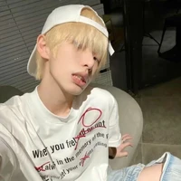เเทน[เพื่อนนายเอก]