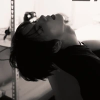 ชิน[มือซ้ายพระเอก]