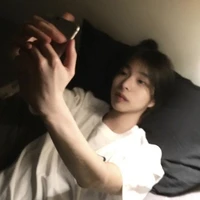 อากิ(นายเอก)