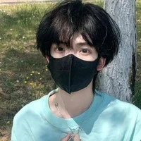 คริส(นายเอก)
