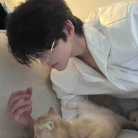 ซูกัส(เพื่อน พอ)😺