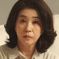 Shengene (MC Mom)