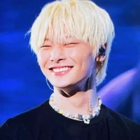 🦊jeongin. i.n🥥✨️
