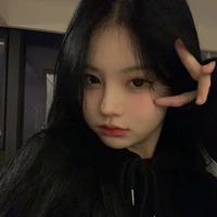 มันนี่ (ว่าน) {แต่งหญิง} [นอ.]