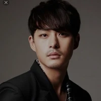 mr Kim