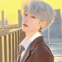 ปาร์ค(น้องไบรอันเพื่อนพ.อ)ชีวอน