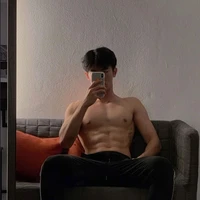 แบล็ค🖤.แฝดพี่+พระเอก1(?)