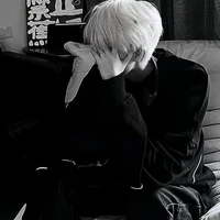 ซิม มือซ้ายพ.อแฝดซัน