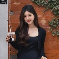 Slyvina  Anderson ( fl/QUEEN)