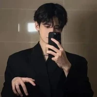 กาย(พ่อนางเอก)