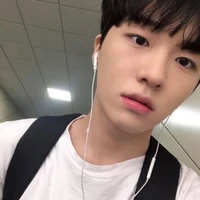 ออก้า(เพื่อนนายเอก)