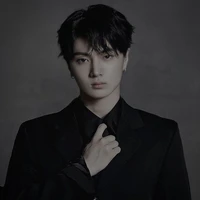 Roy Vera ° Alpha//papi