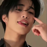 ยิ้ม