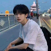 เทียน(ไม่ใส่แว่นน.อ)