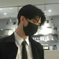 ชิน(เพื่อน น.อ+การ์ด)ตระกูลแชมเปญ🕷️👑