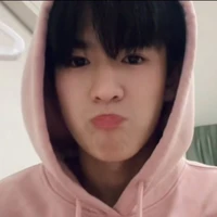 진욱จินวุค