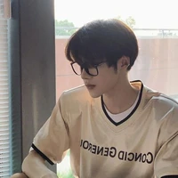 คอปเตอร์(พอ.+ใส่เเว่น)