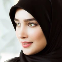 ZAARIYA KHAN (ML MOM)