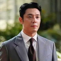 พล