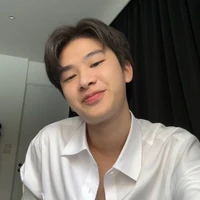 เตเต้(นายเอก)