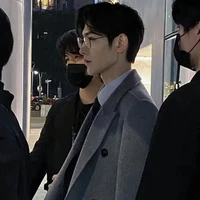 แอม(ครู)