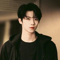 จู่เหยิน//พระเอก+ร่างจน