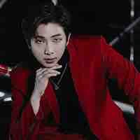 Namjoon(Tee bff)Omega 