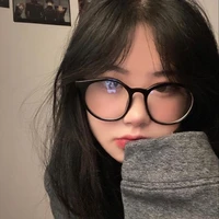 แก้ม(พี่สาวสนิท​ธันวา)​