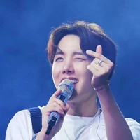 Hoseok (O)