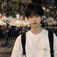 นํ้านอ(น้องจอม)