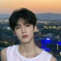 กวิน(รุ่นพี่นักกีฬา)​