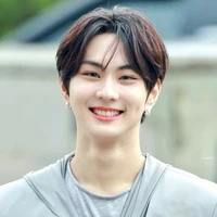 YANG JUNGWON